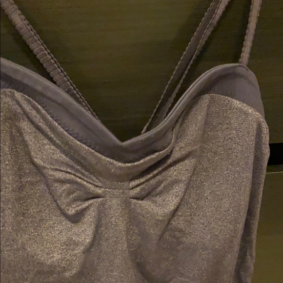 Workout top lulu lemon - Picture 4 of 4